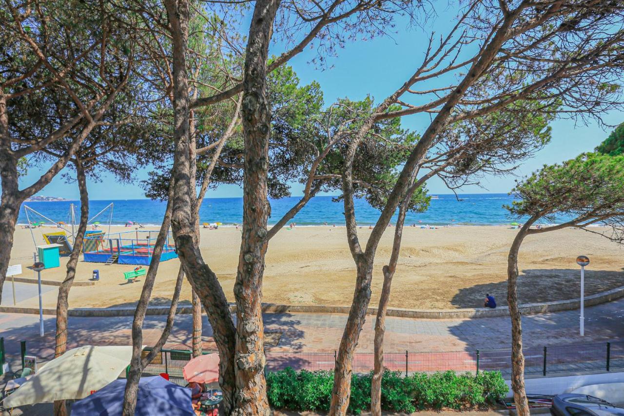 カンブリルスPlaymar Litoral Costa Dorada - Only Familiesアパートメント エクステリア 写真