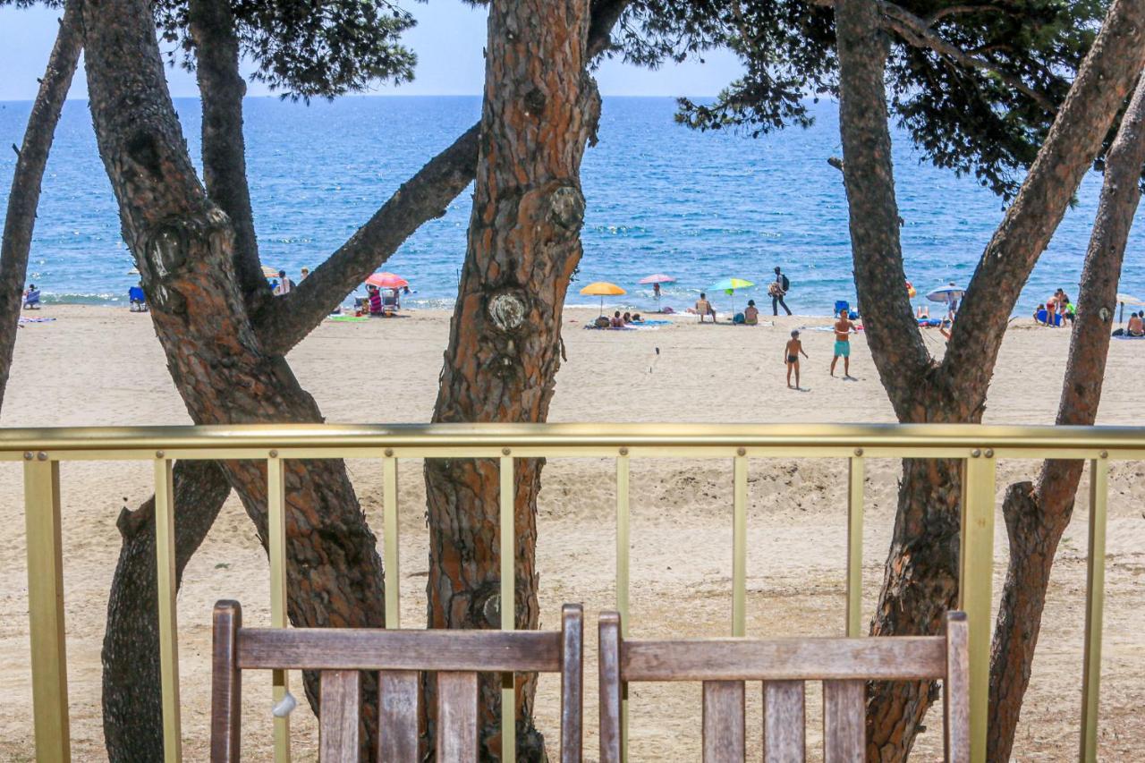 カンブリルスPlaymar Litoral Costa Dorada - Only Familiesアパートメント エクステリア 写真