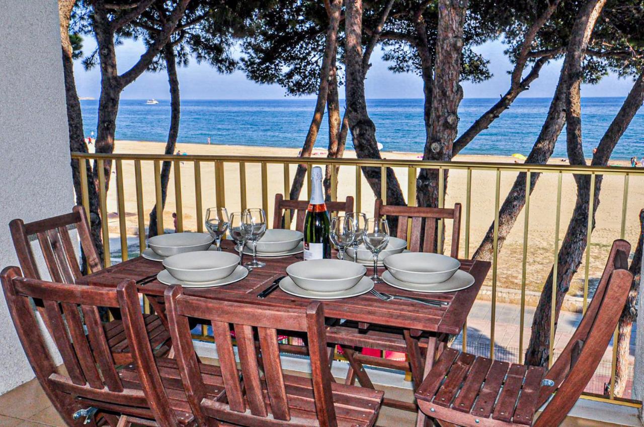 カンブリルスPlaymar Litoral Costa Dorada - Only Familiesアパートメント エクステリア 写真