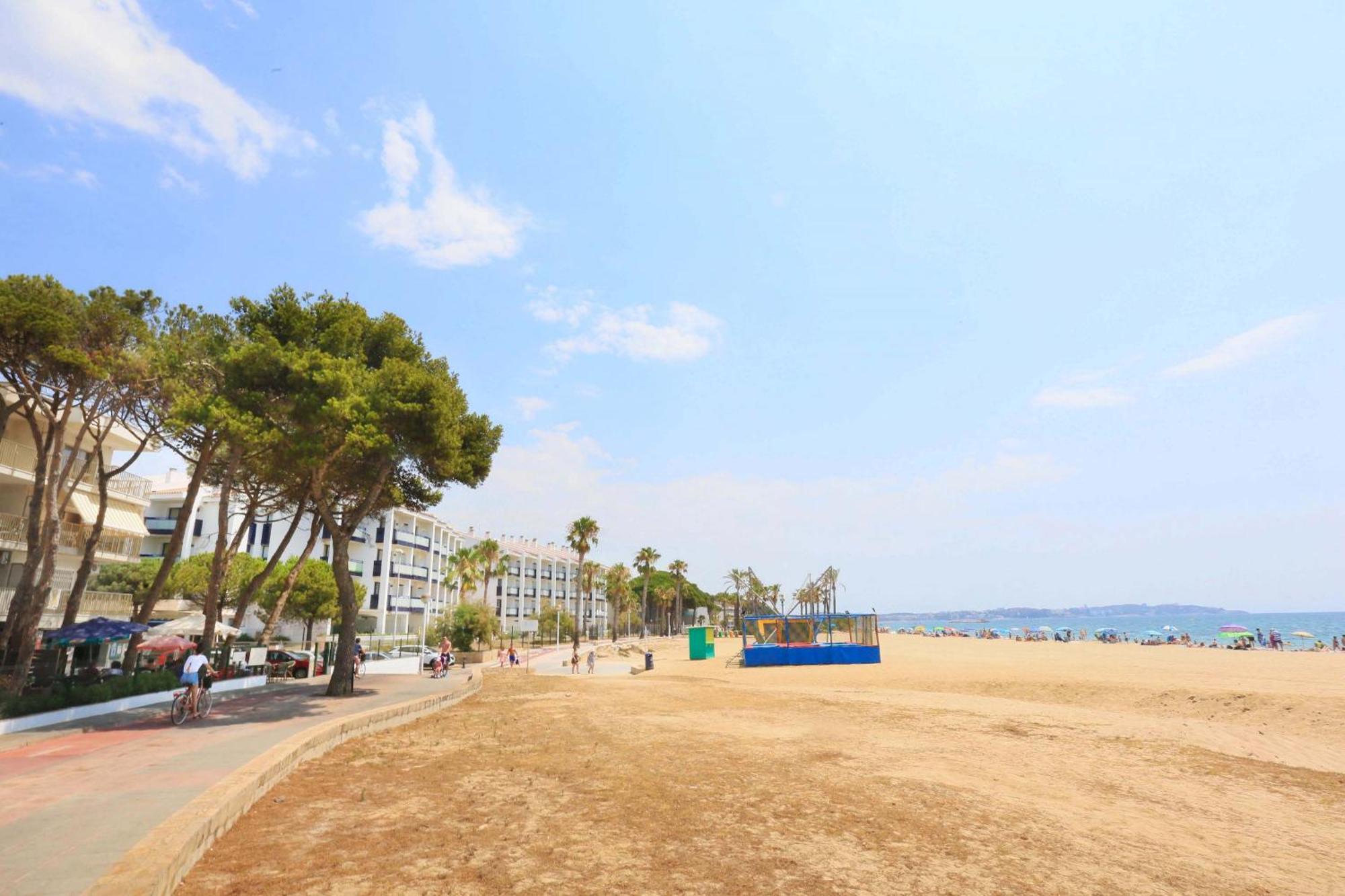 カンブリルスPlaymar Litoral Costa Dorada - Only Familiesアパートメント エクステリア 写真